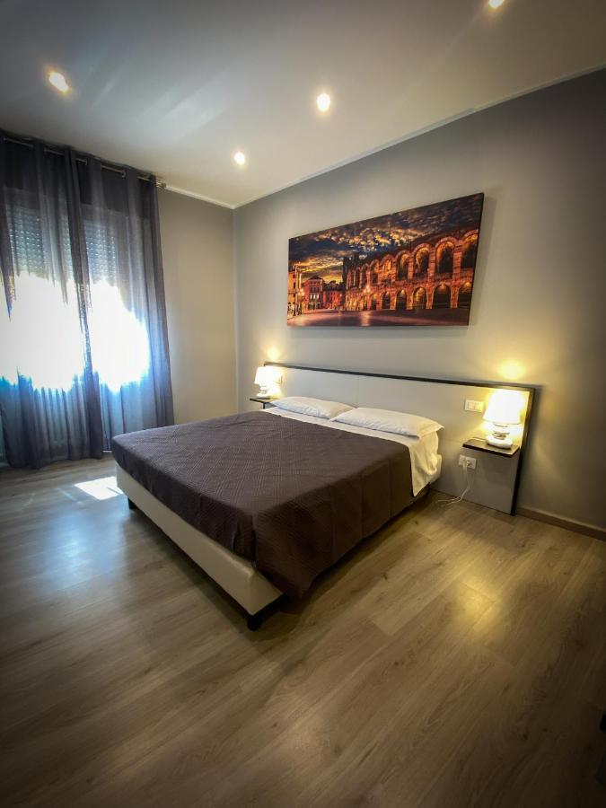 Hotel Arena Verona Esterno foto