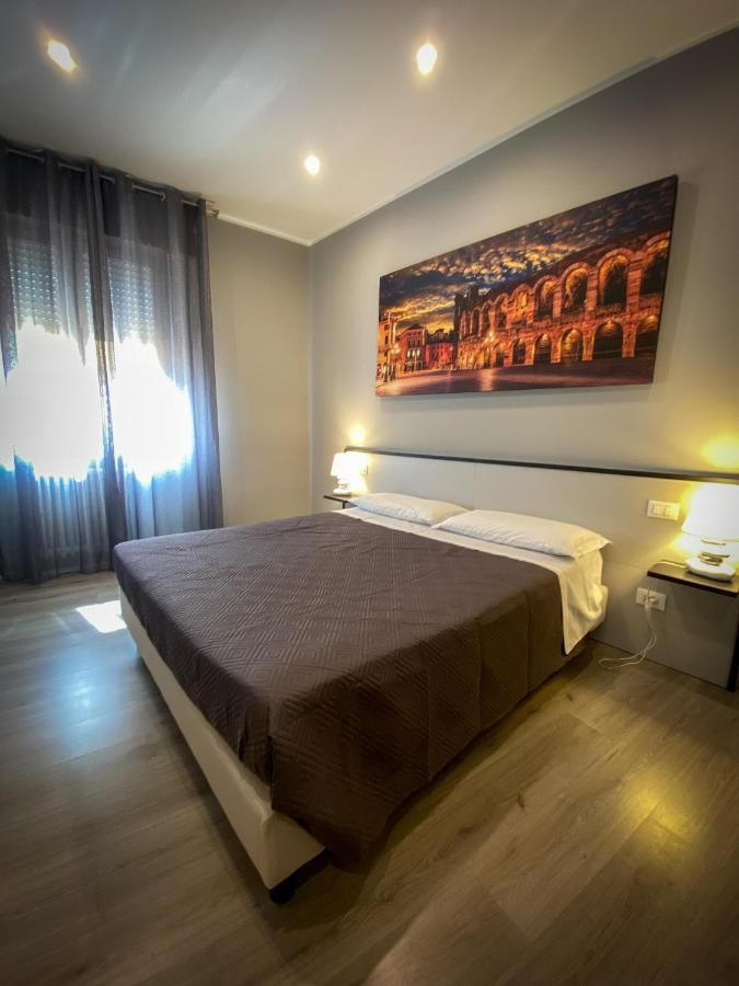 Hotel Arena Verona Esterno foto