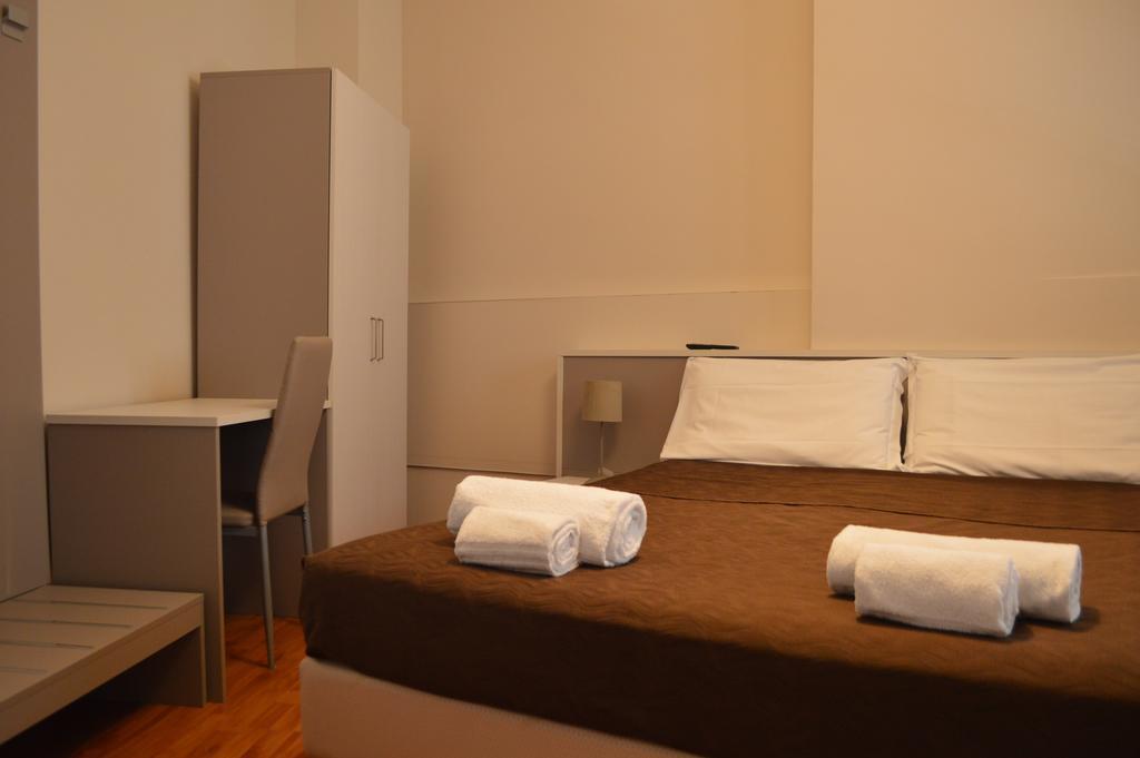 Hotel Arena Verona Esterno foto