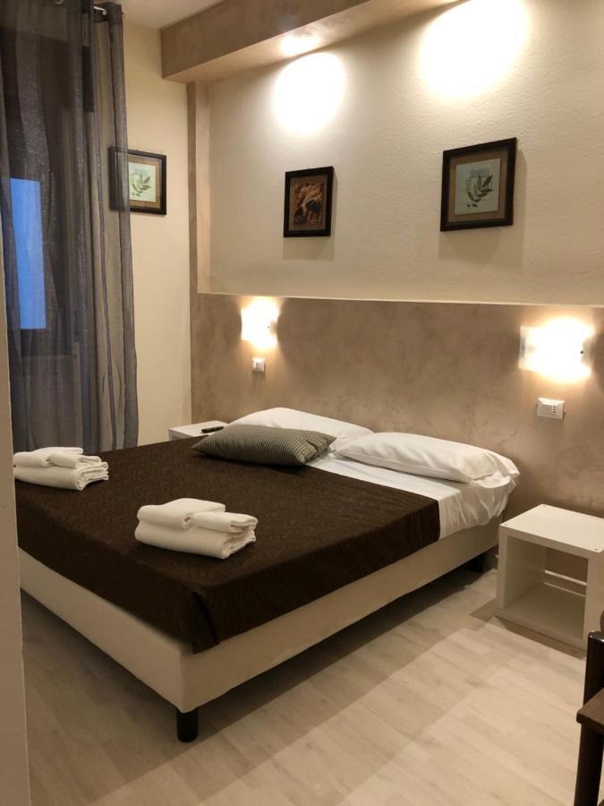 Hotel Arena Verona Esterno foto